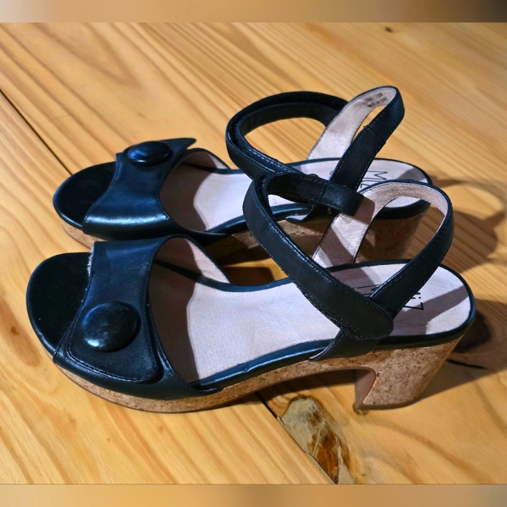 Clog Sandals Miz Mooz New